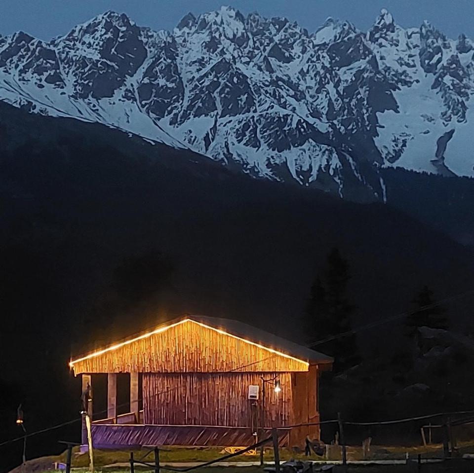 Khana Badosh Resort Kalam Luaran gambar