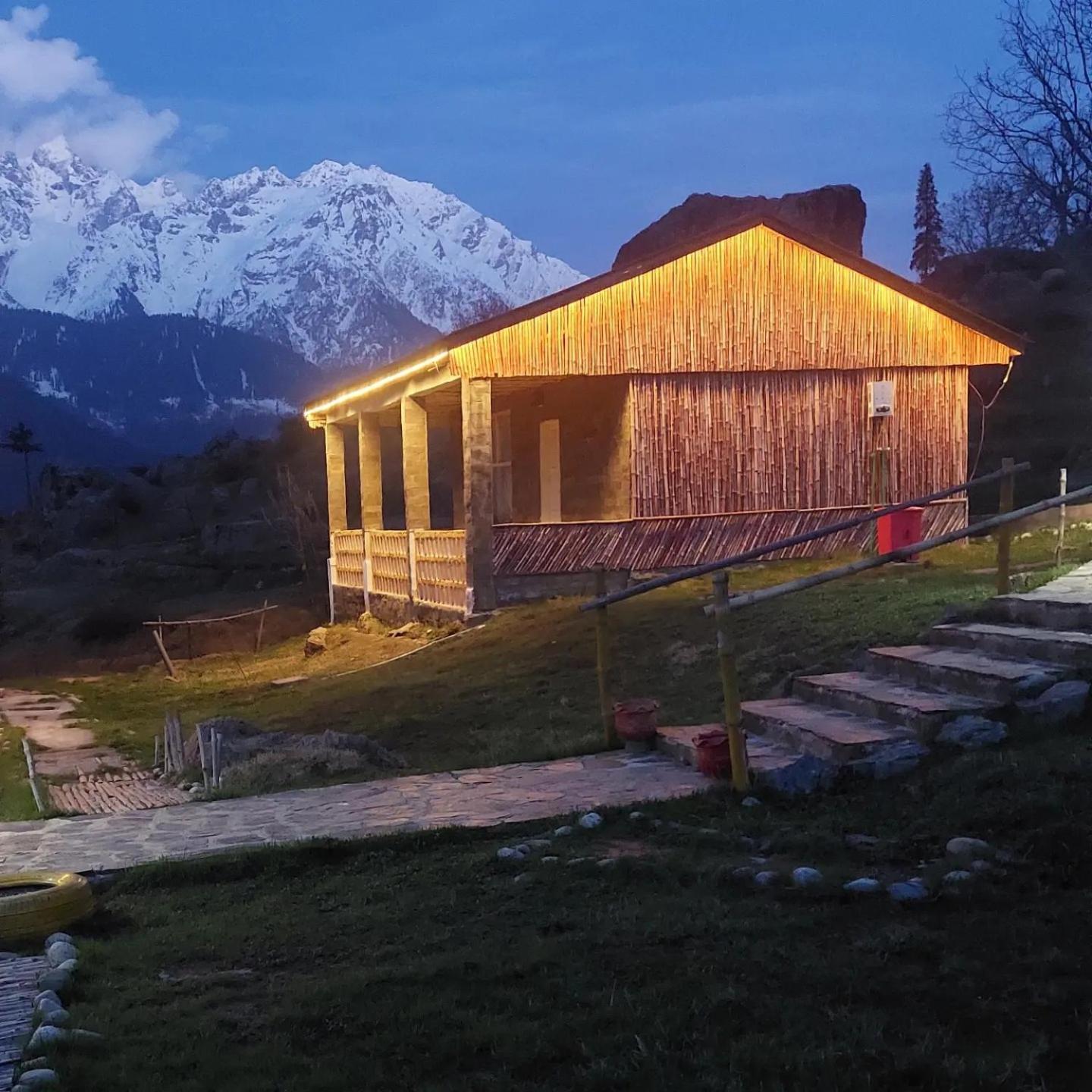 Khana Badosh Resort Kalam Luaran gambar